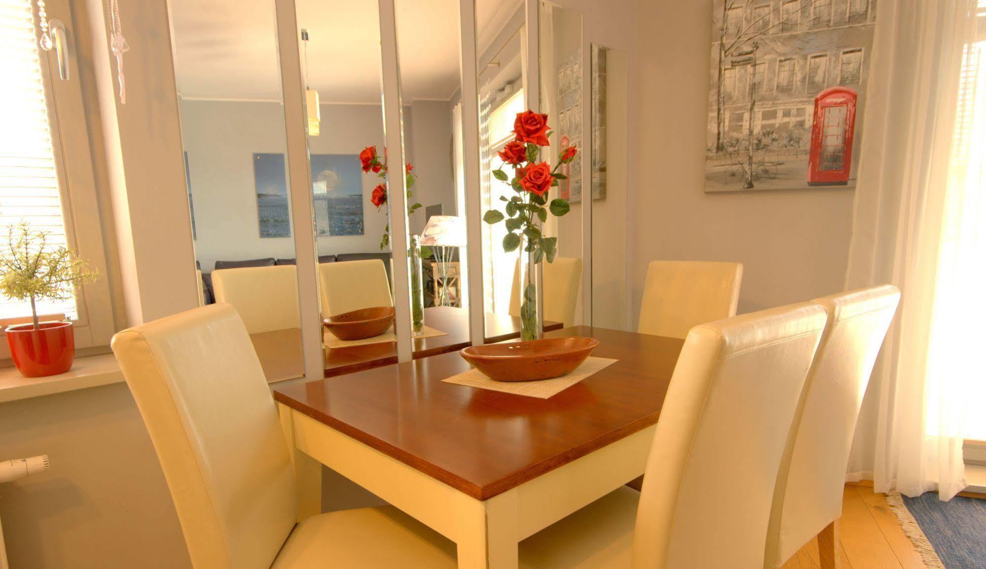 Irs Royal Apartments Apartamenty Irs Rezydencja Marina سوبوت المظهر الخارجي الصورة