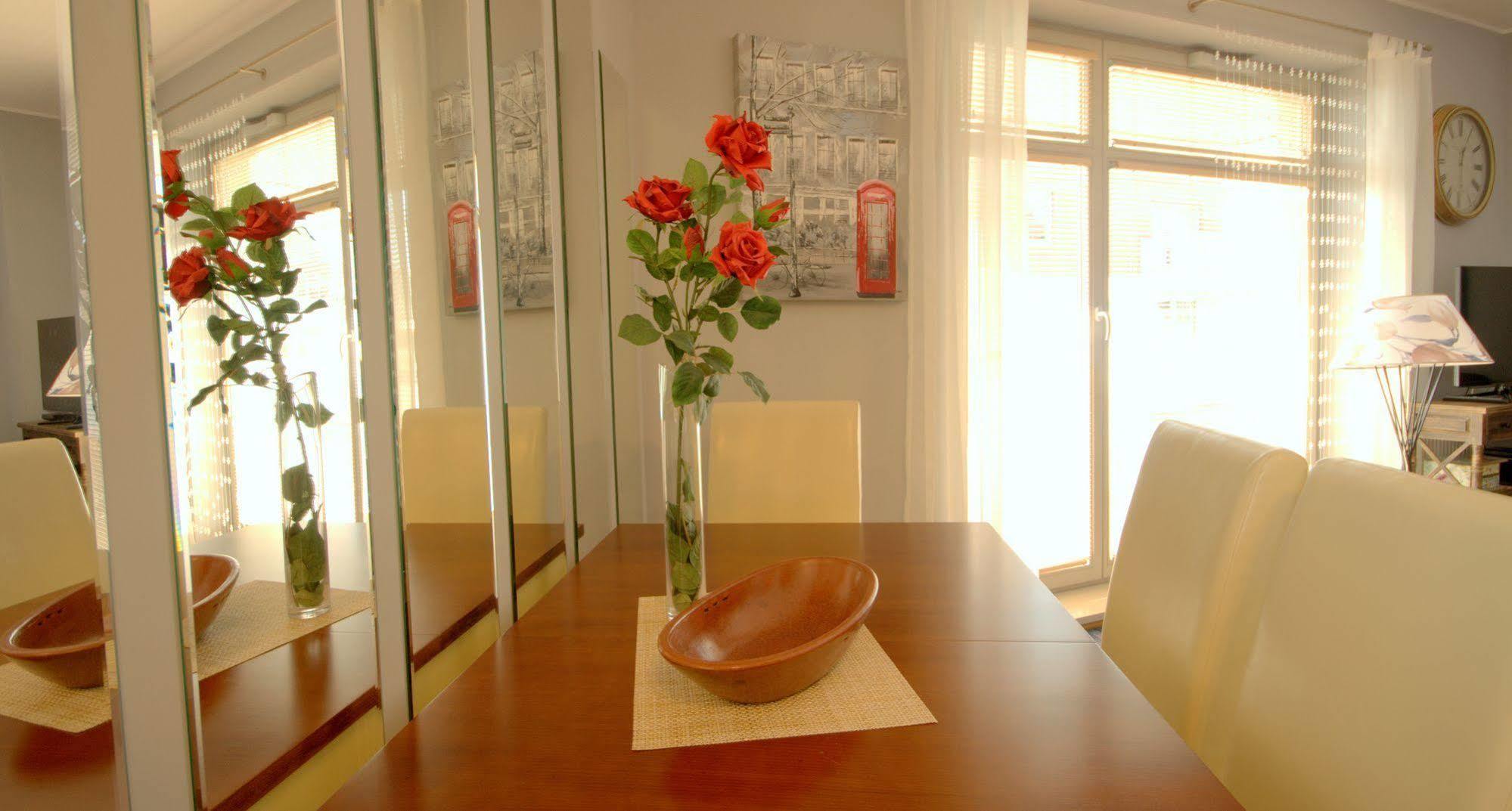 Irs Royal Apartments Apartamenty Irs Rezydencja Marina سوبوت المظهر الخارجي الصورة